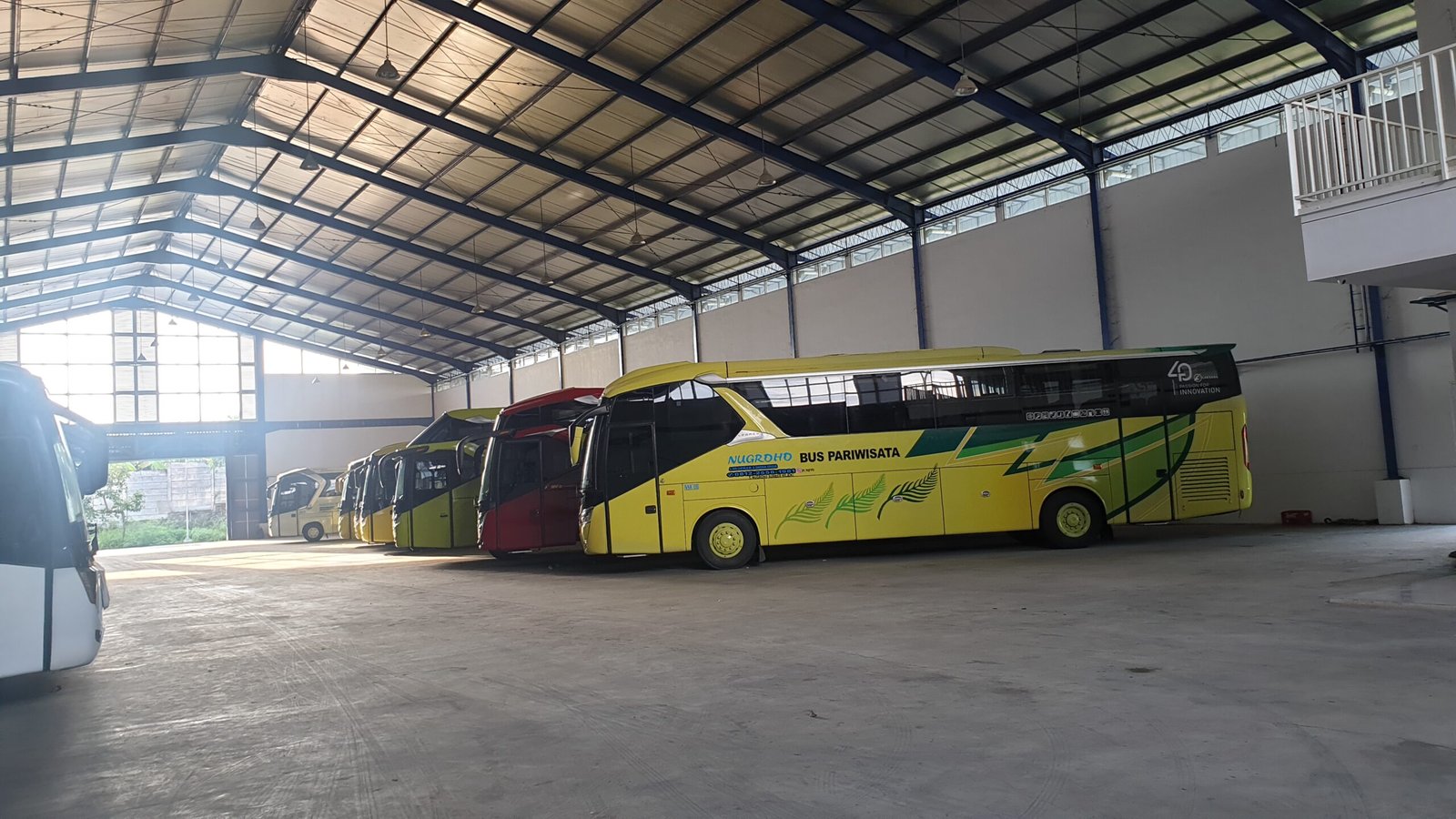 Jelajah Semarang dan Sekitarnya: Panduan Lengkap Memilih PO Bus Pariwisata Murah dan Berkualitas