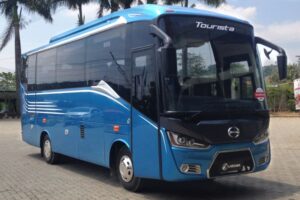 sewa bus medium Semarang